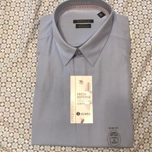 Van Heusen Slim-Fit Button-Down Shirt